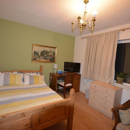 Double Bedroom With View To The Garden Oxford Dış mekan fotoğraf