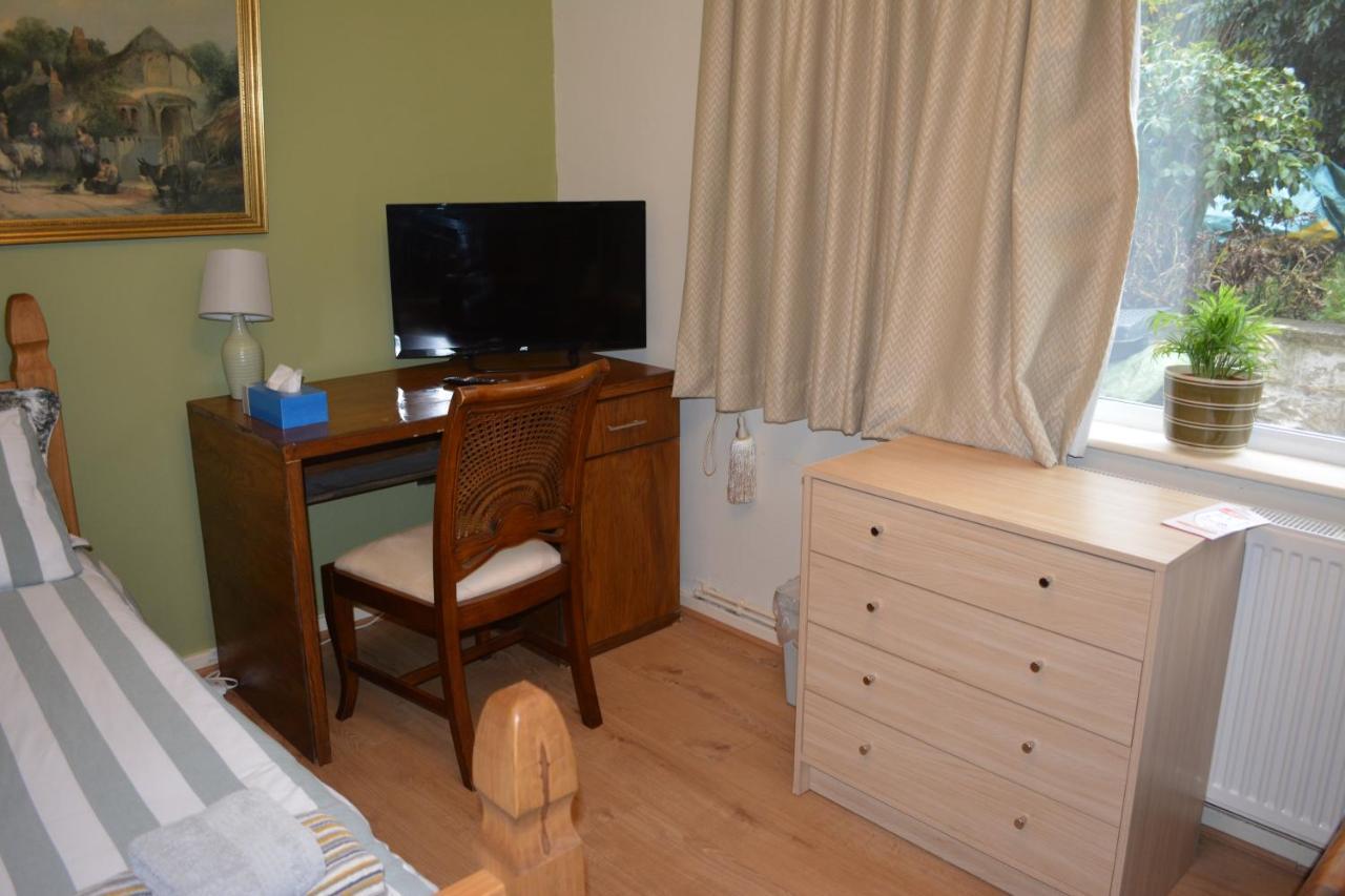 Double Bedroom With View To The Garden Oxford Dış mekan fotoğraf